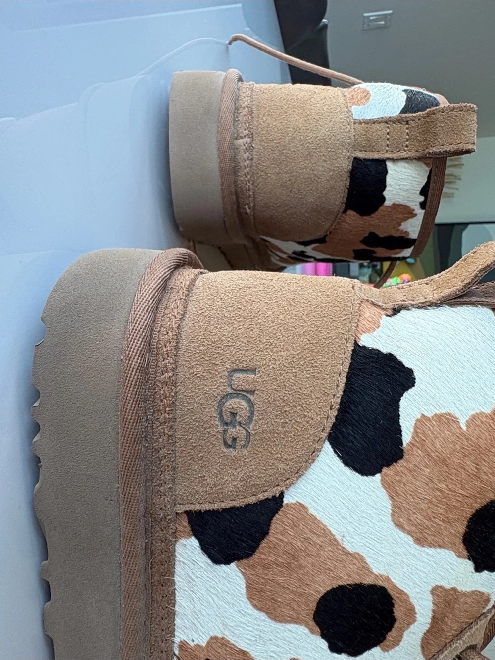 UGG Mens Leopard-Pattern Lace-Up Boots in Brown Black White